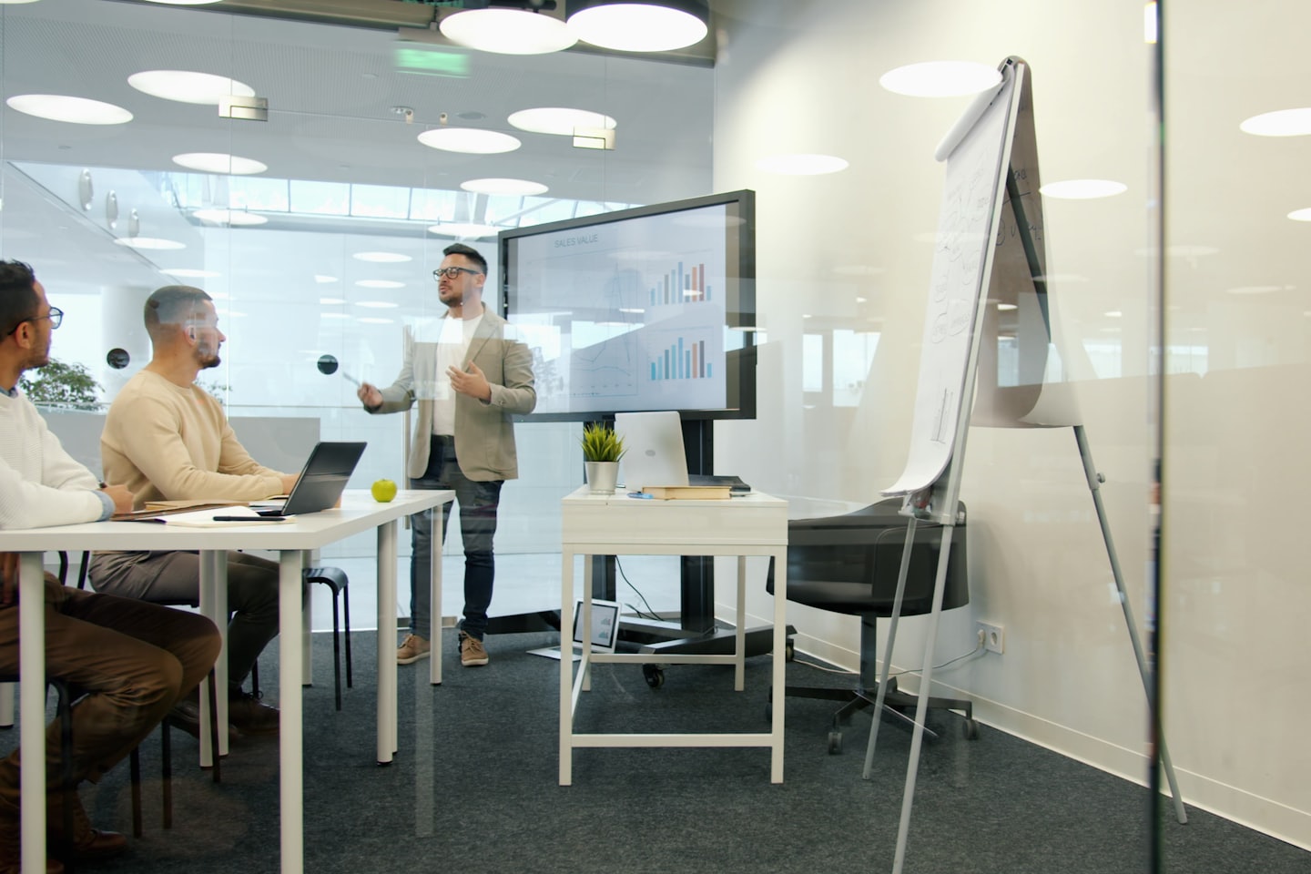 Avaleht d140b1e5673b4e170000fbad0af871291fb04f68